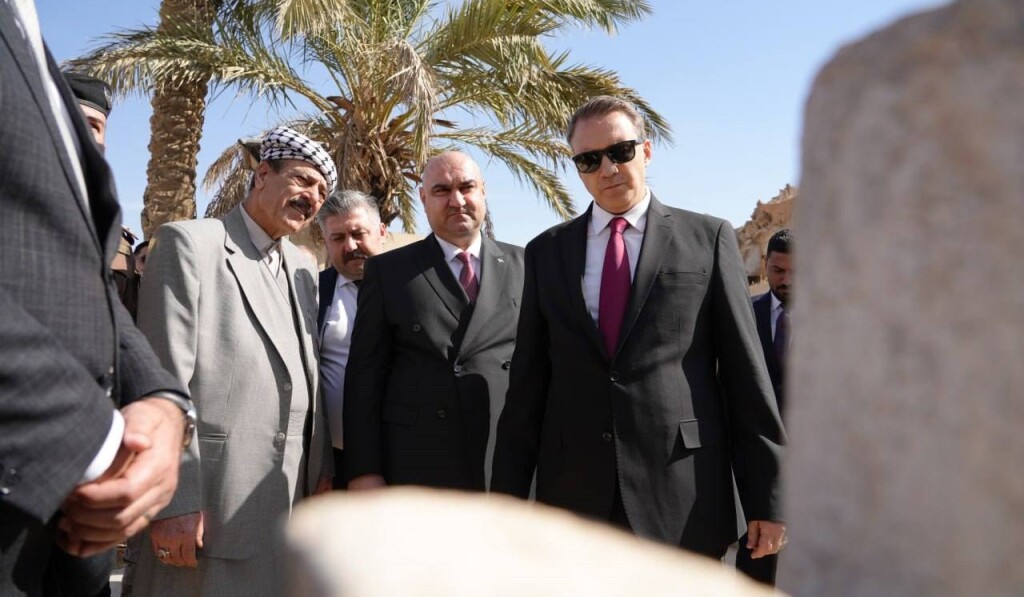 Türkiye'nin Bağdat Büyükelçisi İnan Kerkük Kalesi’ni ziyaret etti