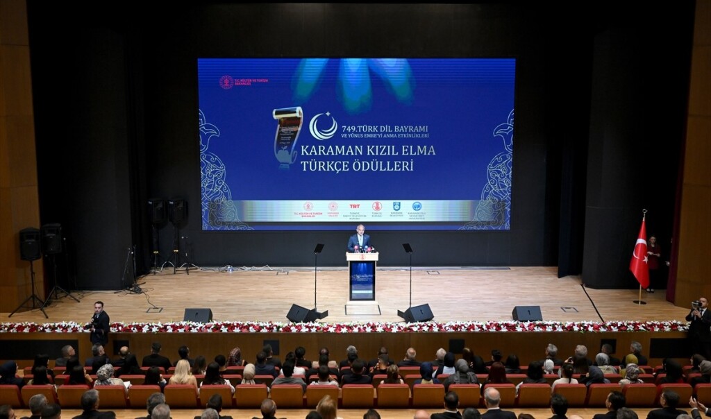 Ankara'da Türk Dil Bayramı kutlandı