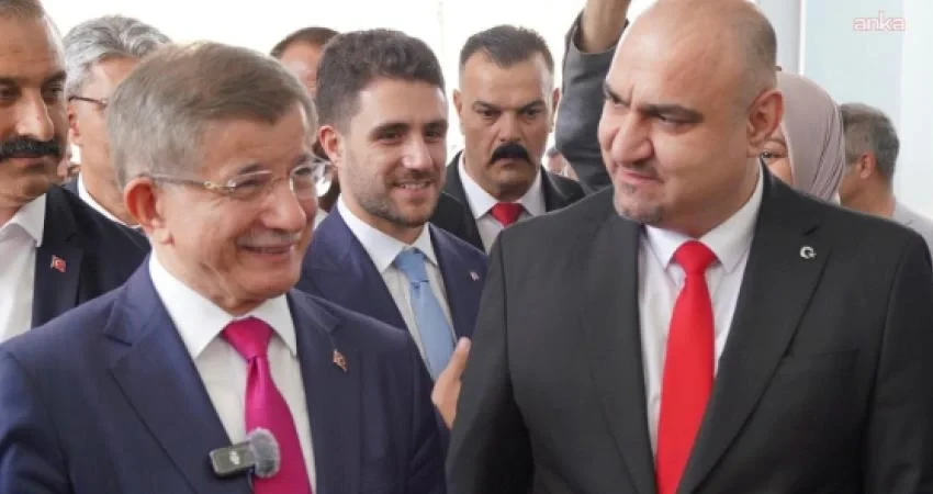 Ahmet Davutoğlu’ndan Kerkük Valisi seçilen Mehmet Seman Ağa’ya tebrik telefonu