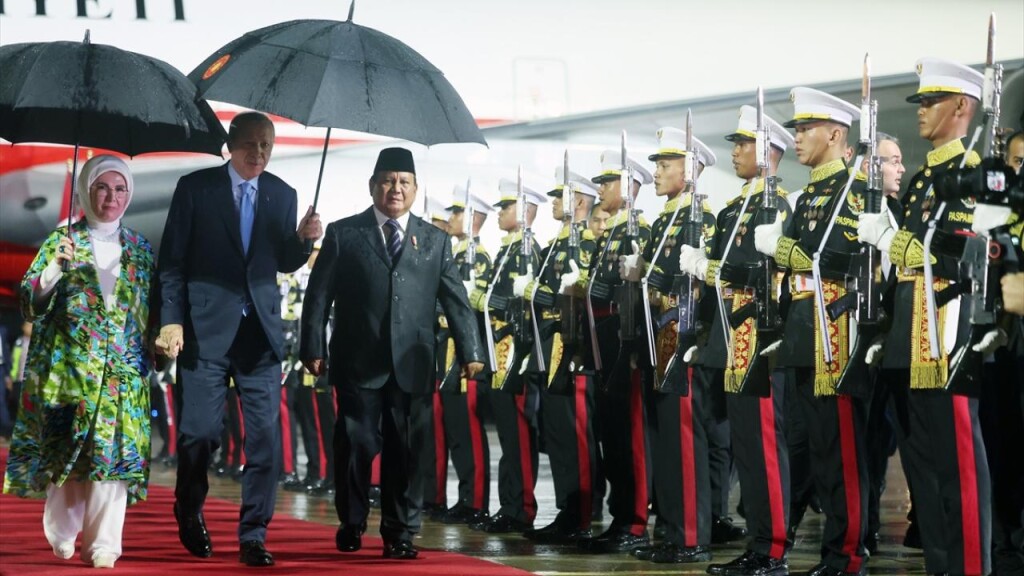 Türkiye Cumhurbaşkanı Erdoğan'ın Asya'da 2. durağı Endonezya