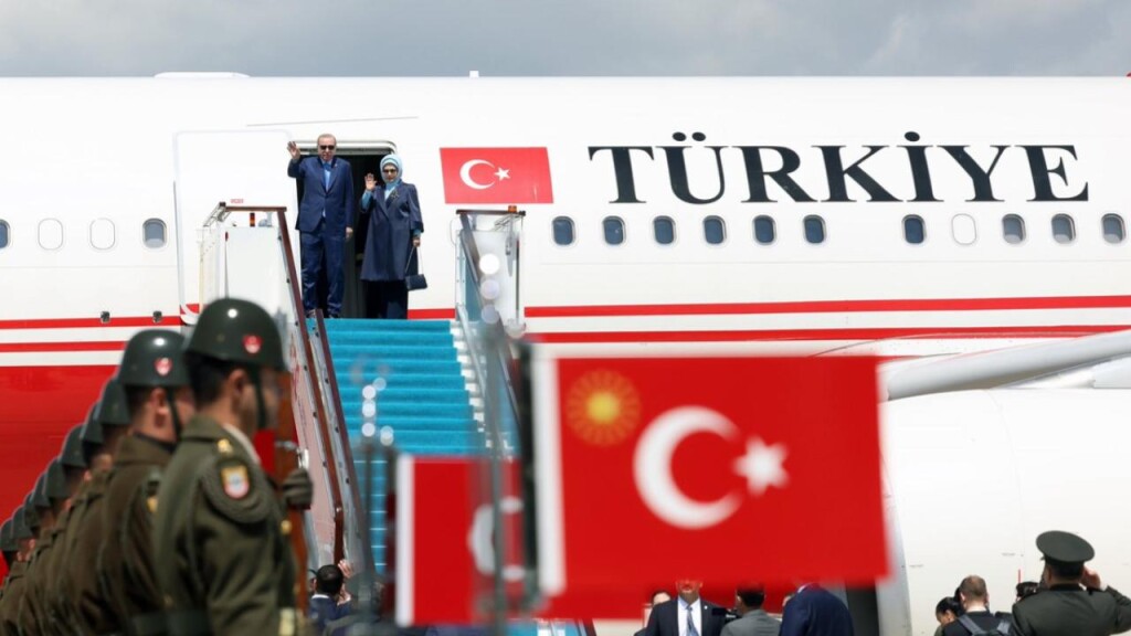 Türkiye Cumhurbaşkanı Erdoğan Kazakistan'da