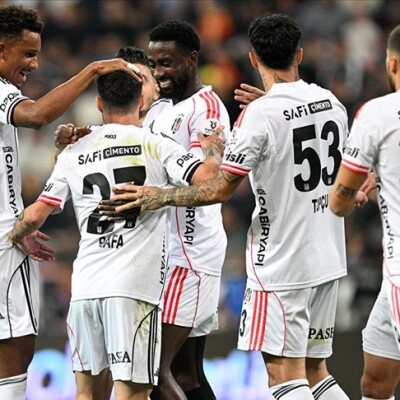 Beşiktaş, Kayserispor'u deplasmanda farklı yendi