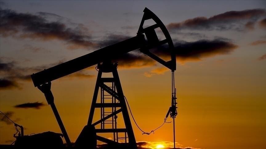 Brent petrolün varil fiyatı 80 doların altına indi