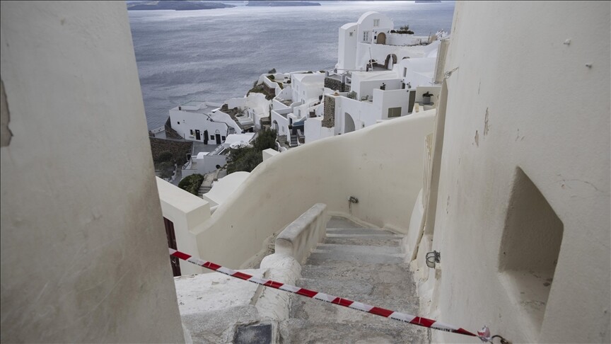 Ege'deki Yunan adalarında daha büyük bir deprem riski devam ediyor