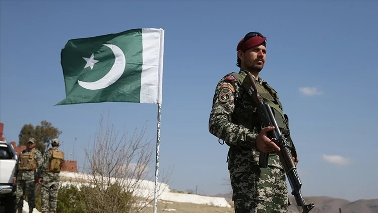 Pakistan'da düzenlenen operasyonda 22 militan etkisiz hale getirildi