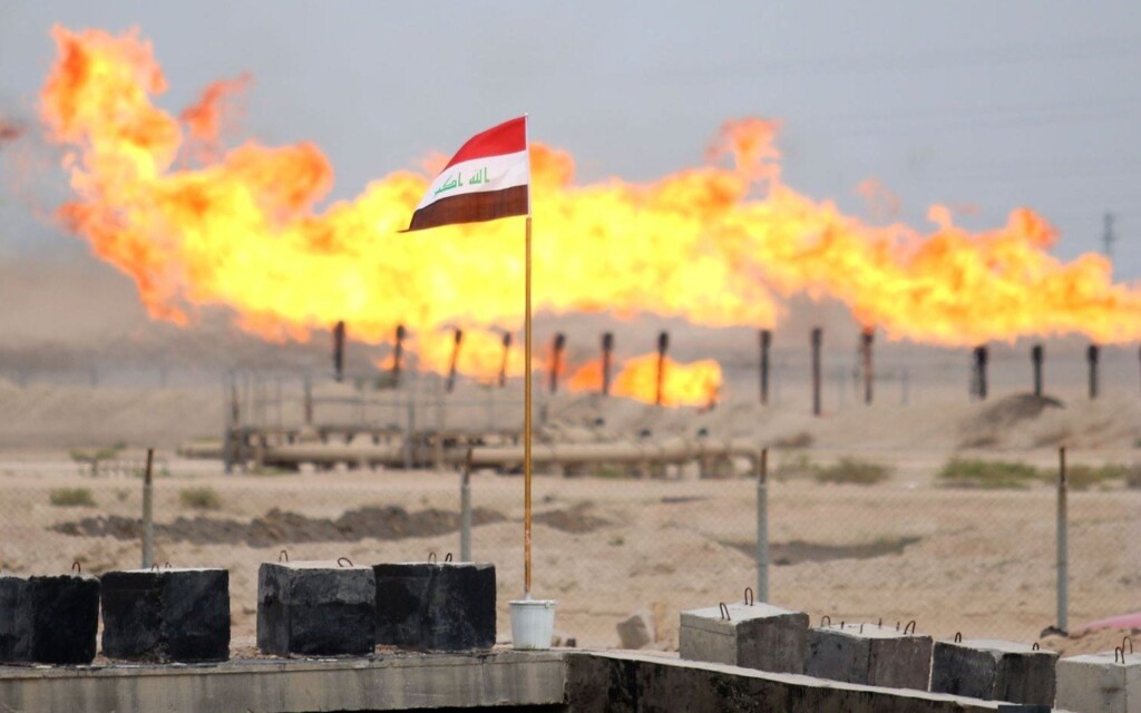 Irak, nisan ayında Hürmüz Boğazı'ndan 10 milyon varil petrol ihraç ettiğini duyurdu