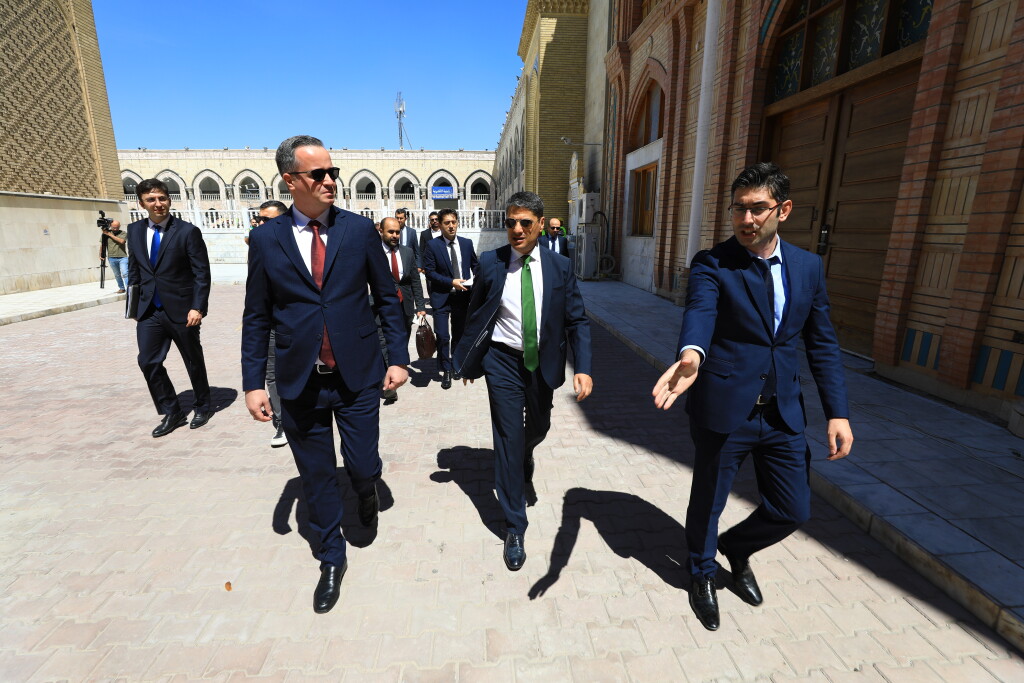 TİKA Başkanı Kayalar, Bağdat'ta Geylani Külliyesini ziyaret etti