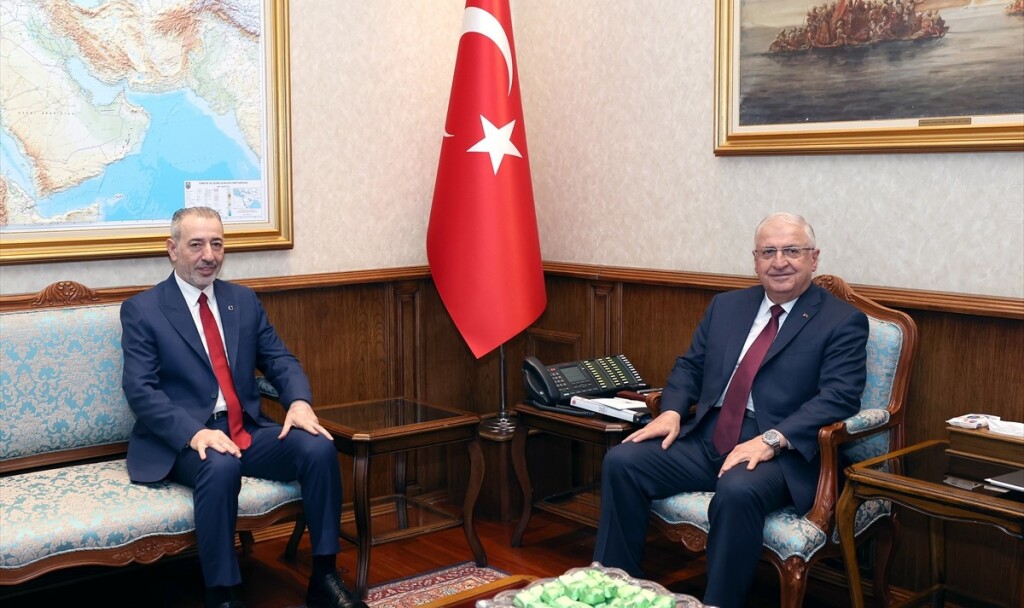 Türkiye Milli Savunma Bakanı Güler, Aydın Maruf'u kabul etti