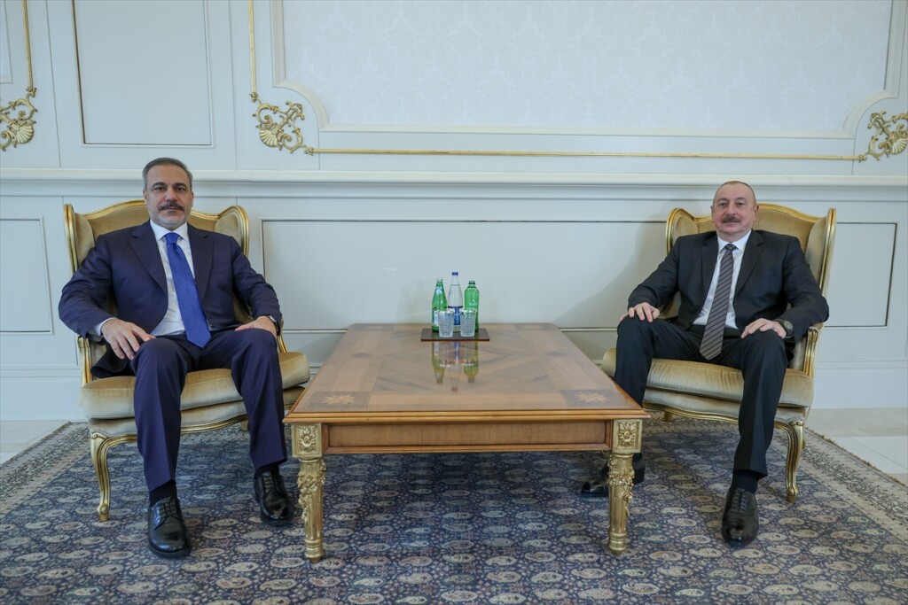 Türkiye Dışişleri Bakanı Fidan, Azerbaycan Cumhurbaşkanı Aliyev tarafından kabul edildi