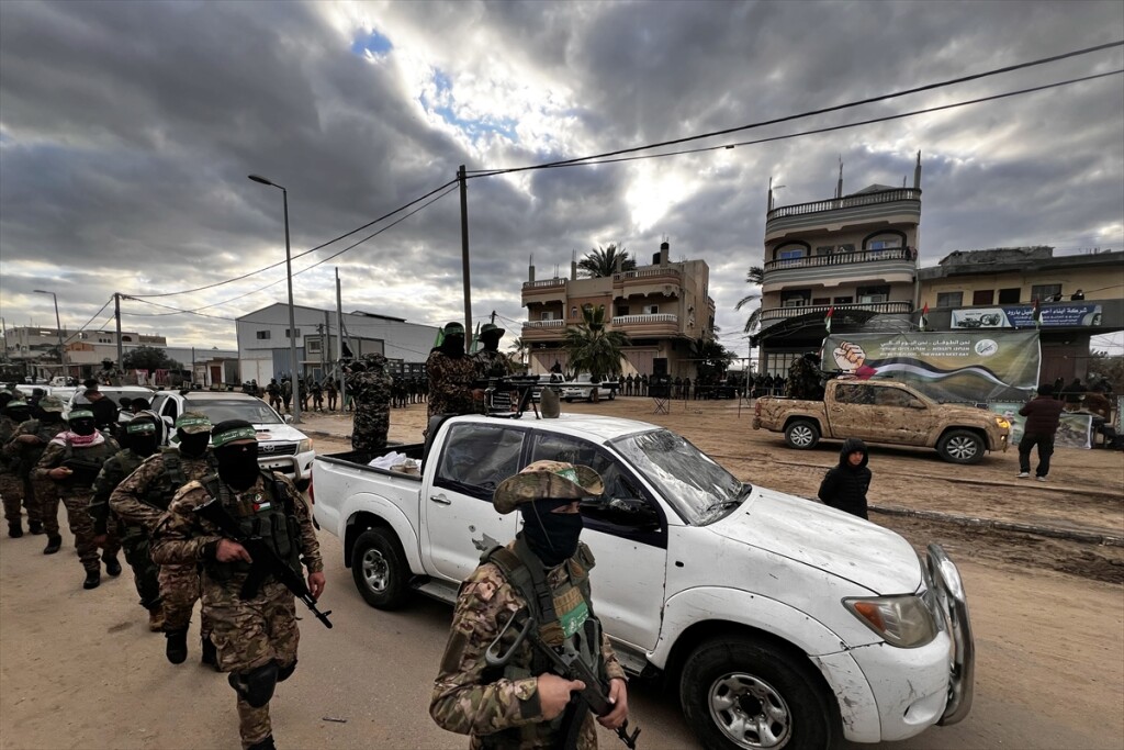 Hamas ile İsrail arasındaki esir takasının 5'inci turu