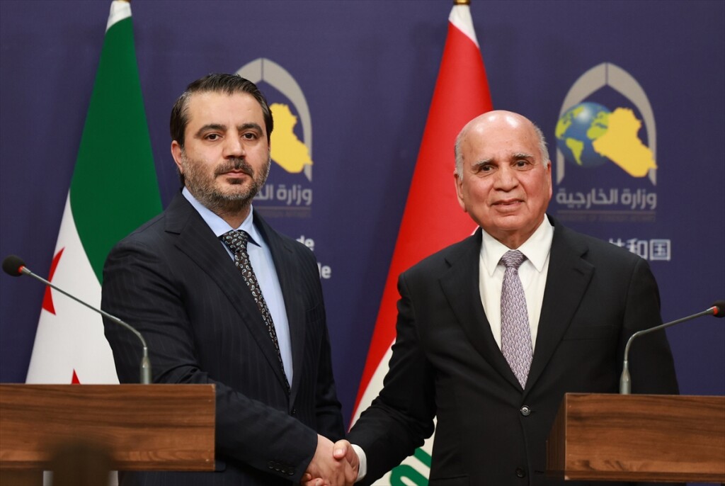 Irak Dışişleri Bakanı, Suriyeli mevkidaşıyla Bağdat'ta görüştü