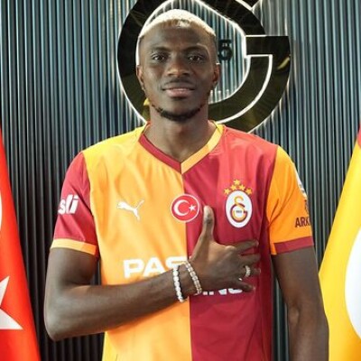 Victor Osimhen resmen Galatasaray'da