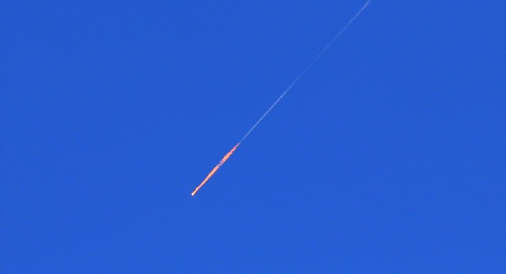 İsrail ordusu, İran'ın yeni bir füze saldırısı başlattığını duyurdu