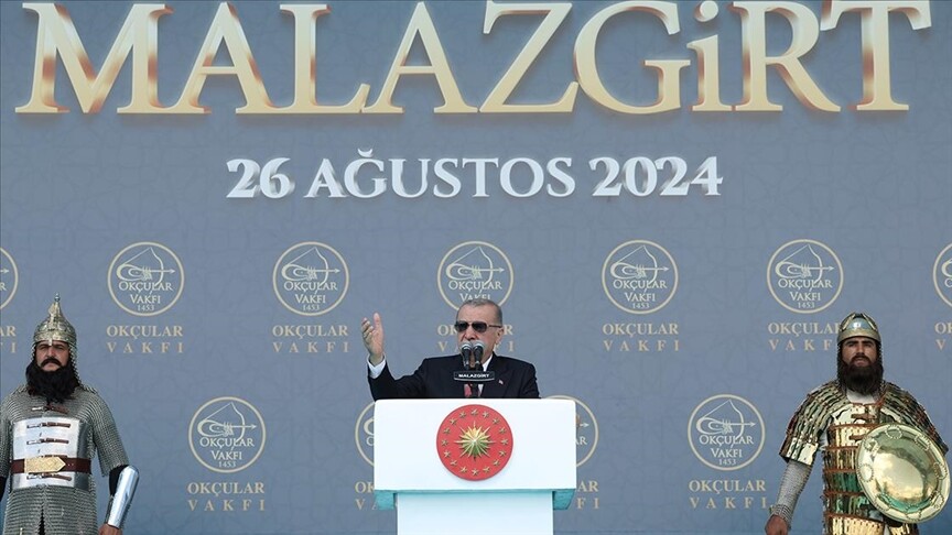 Erdoğan: Malazgirt, Türklerle birlikte tüm Müslümanların zaferidir