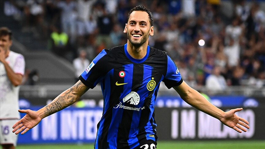 Hakan Çalhanoğlu, Altın Top ödülüne aday gösterildi