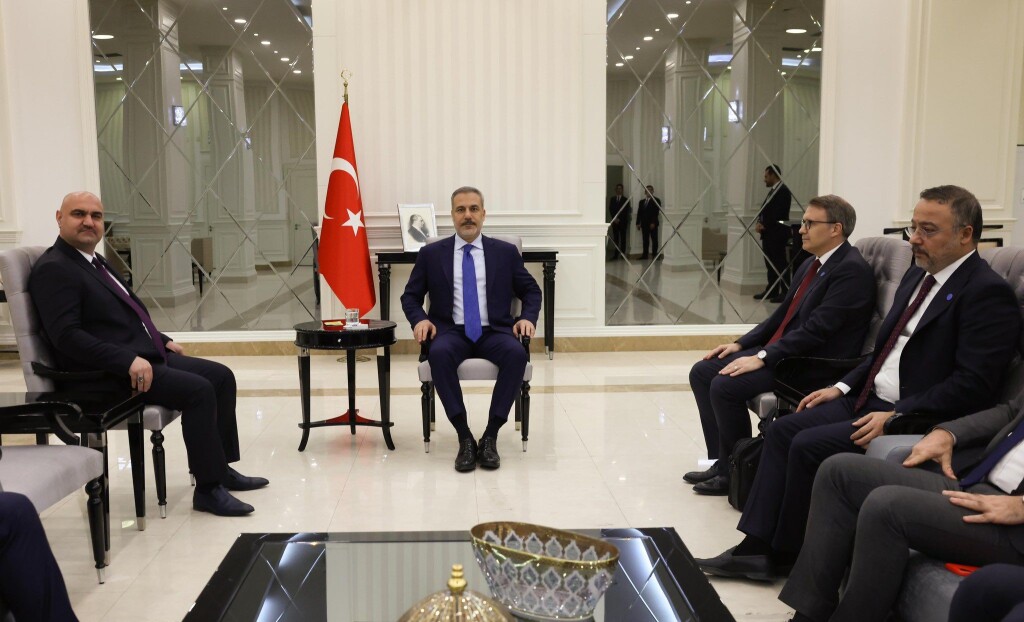 Türkiye Dışişleri Bakanı Fidan, Irak Türkmen Cephesi Genel Başkanı Ağa ile Bağdat'ta görüştü