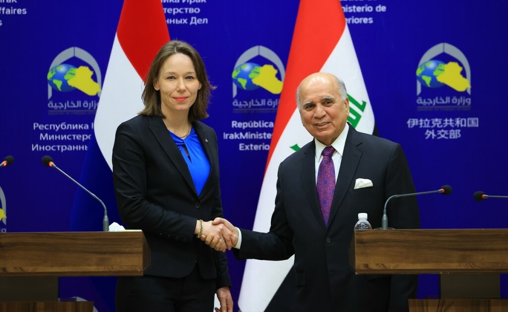 Hollanda Dışişleri Bakanı Hanke Bruins Slot, Bağdat'ta