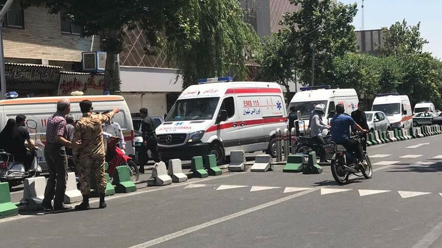 İran'da silahlı saldırı: 2 polis öldü, 4 polis yaralandı