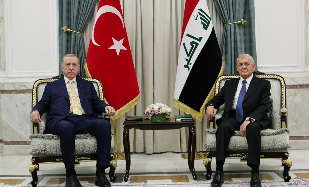Cumhurbaşkanı Reşit, Türkiye Cumhurbaşkanı Erdoğan ile bir araya geldi