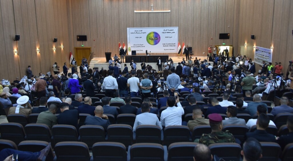 Kerkük İl Meclisi, seçimden 7 ay sonra ilk kez toplandı