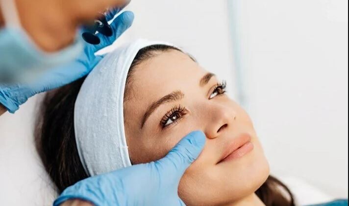 İran'da estetik operasyonlarda yaş sınırı 14'e kadar düşürüldü