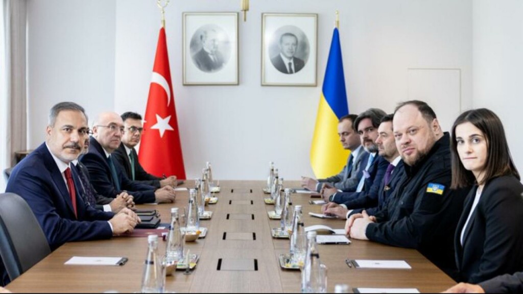 Türkiye Dışişleri Bakanı Fidan Ukraynalı yetkililerle görüştü