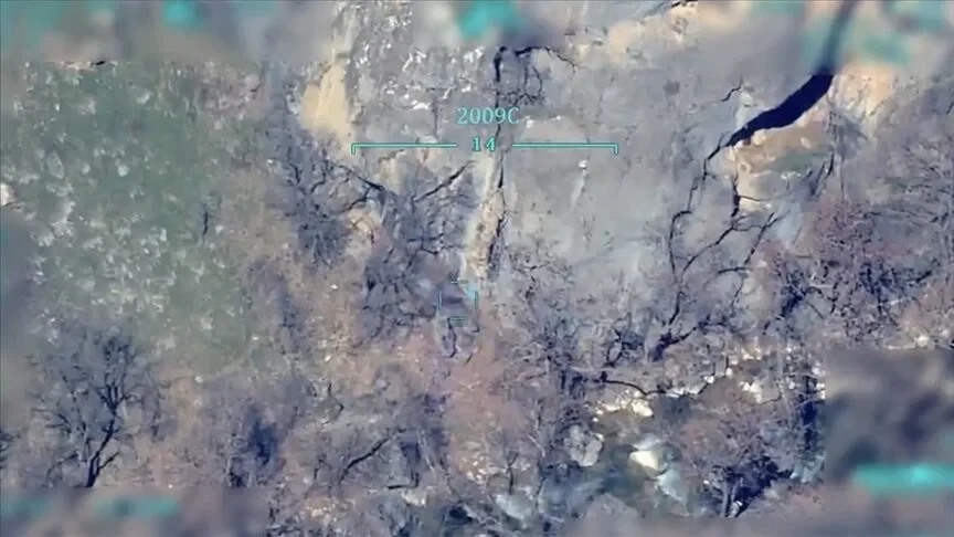 Hakurk bölgesinde 5 PKK'lı terörist hava harekatıyla etkisiz hale getirildi