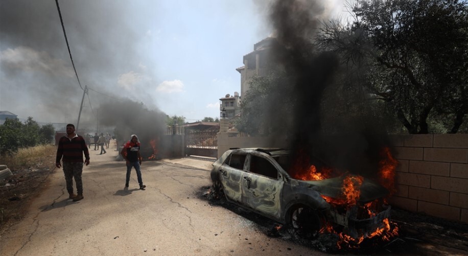 Yahudi yerleşimciler Batı Şeria’da bir Filistinliyi öldürdü, 12 kişiyi yaraladı‎