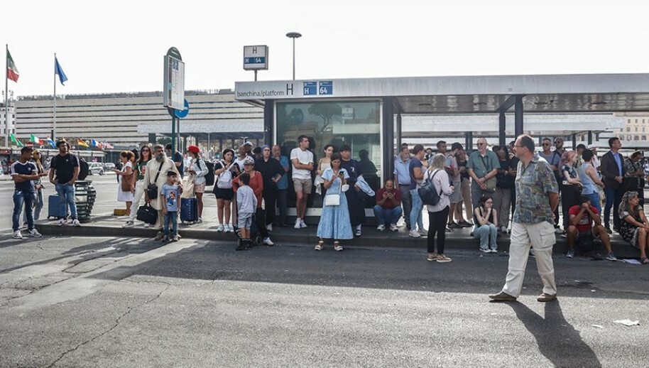 İtalya'da toplu taşıma sektöründe çalışanlar greve gitti