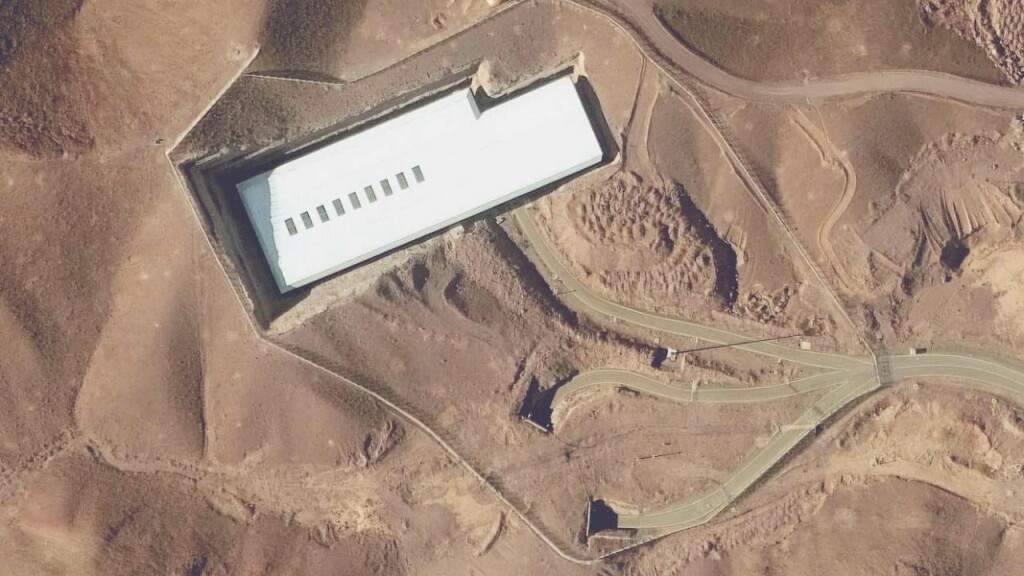 ABD, İran'ı sığınak delici mühimmat ve denizaltılardan Tomahawk füzeleriyle vurdu
