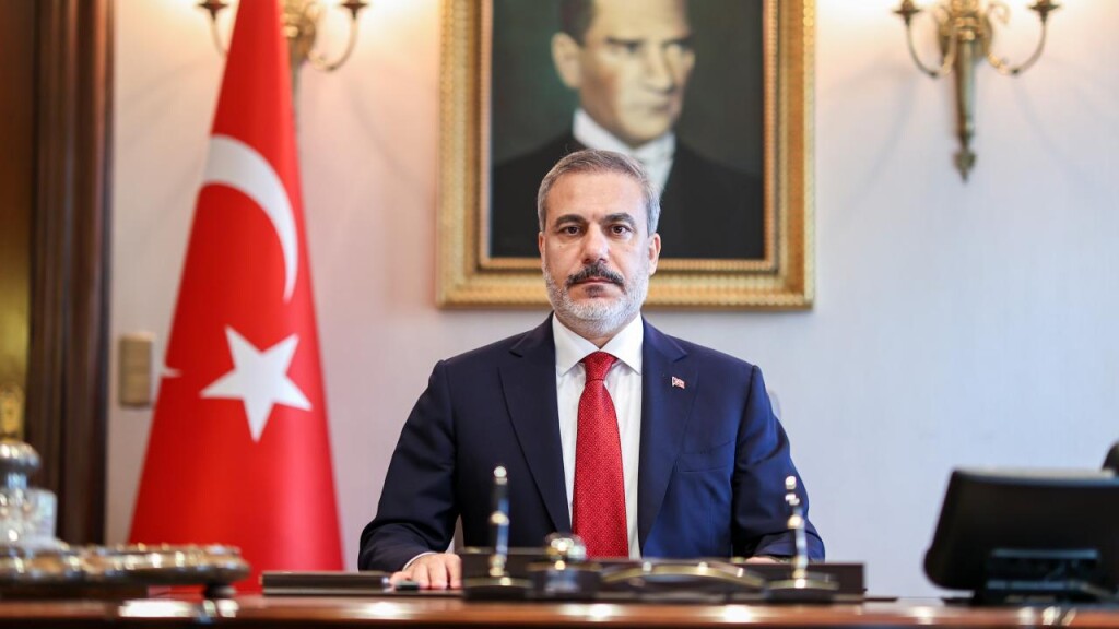 Türkiye Dışişleri Bakanı Fidan, yeni büyükelçilere görevlerini tebliğ etti