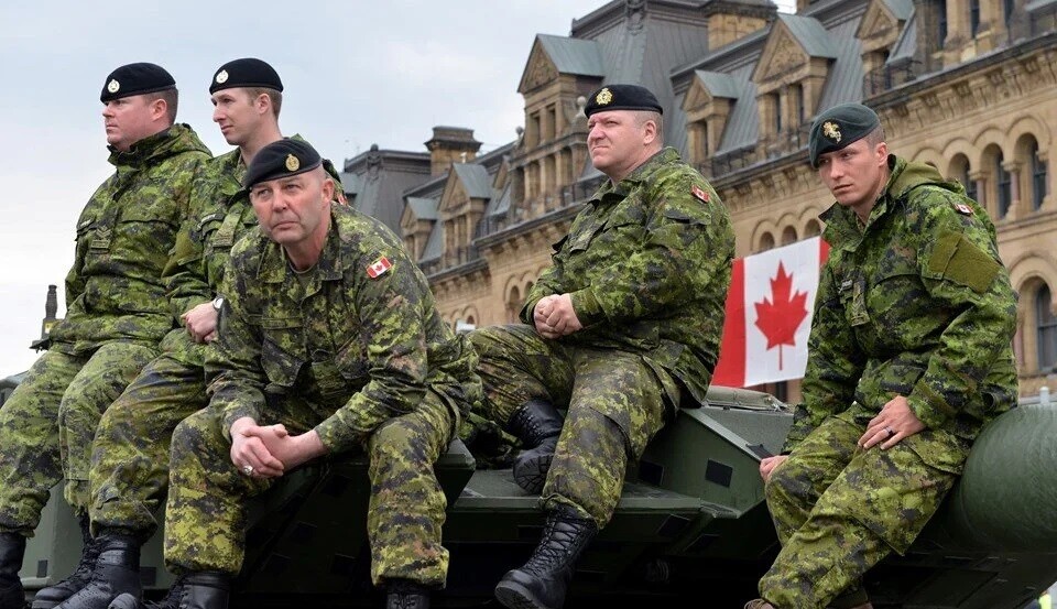 Kanada'da 407 Ordu Mensubu Kovid-19 Aşısı Olmayı Reddettiği İçin İhraç Edildi