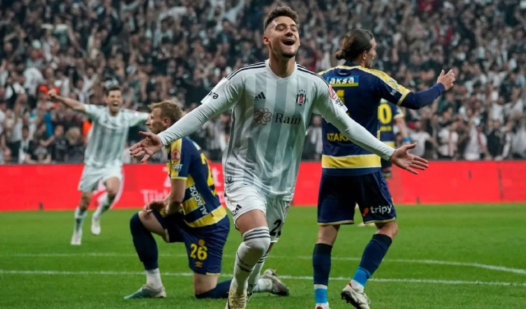 Beşiktaş, Ziraat Türkiye Kupası'nda finale yükseldi
