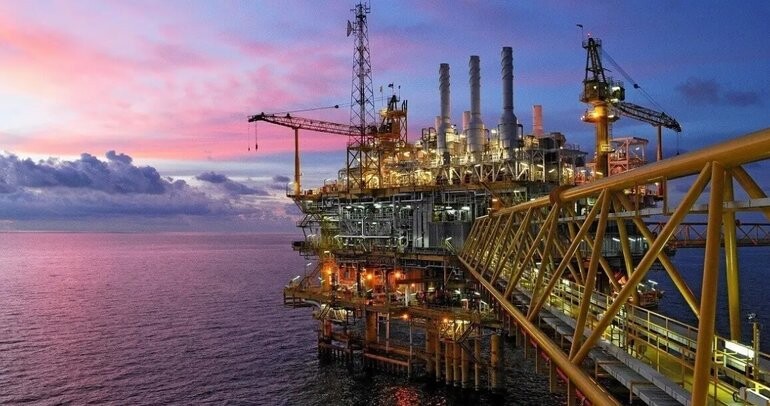 Brent petrolün varil fiyatı 82,06 dolar