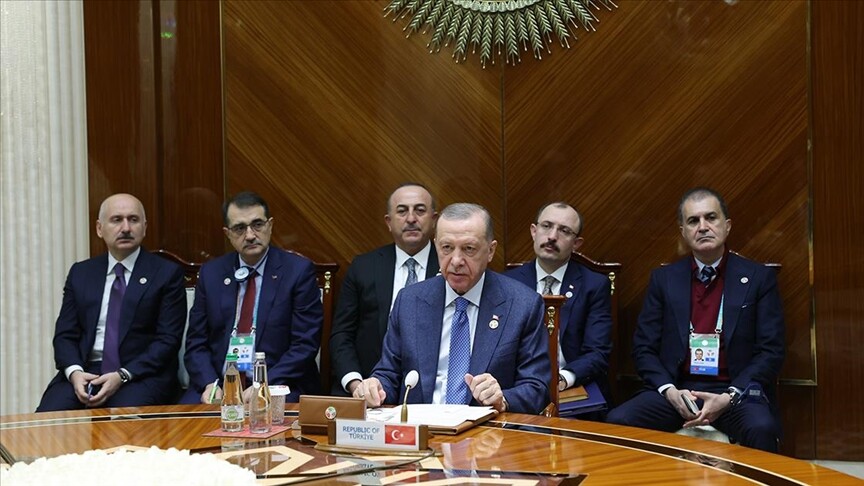Erdoğan: Türkmen doğal gazının batı pazarlarına nakline artık başlamalıyız