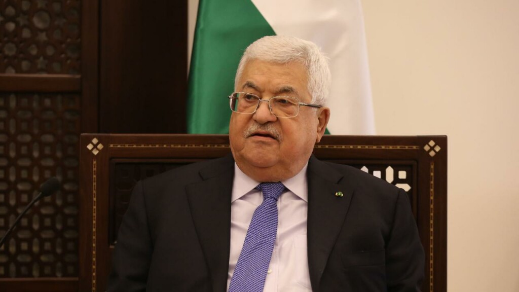Filistin Devlet Başkanı Abbas, İsrail'in saldırılarını görüşmek üzere Kahire'de