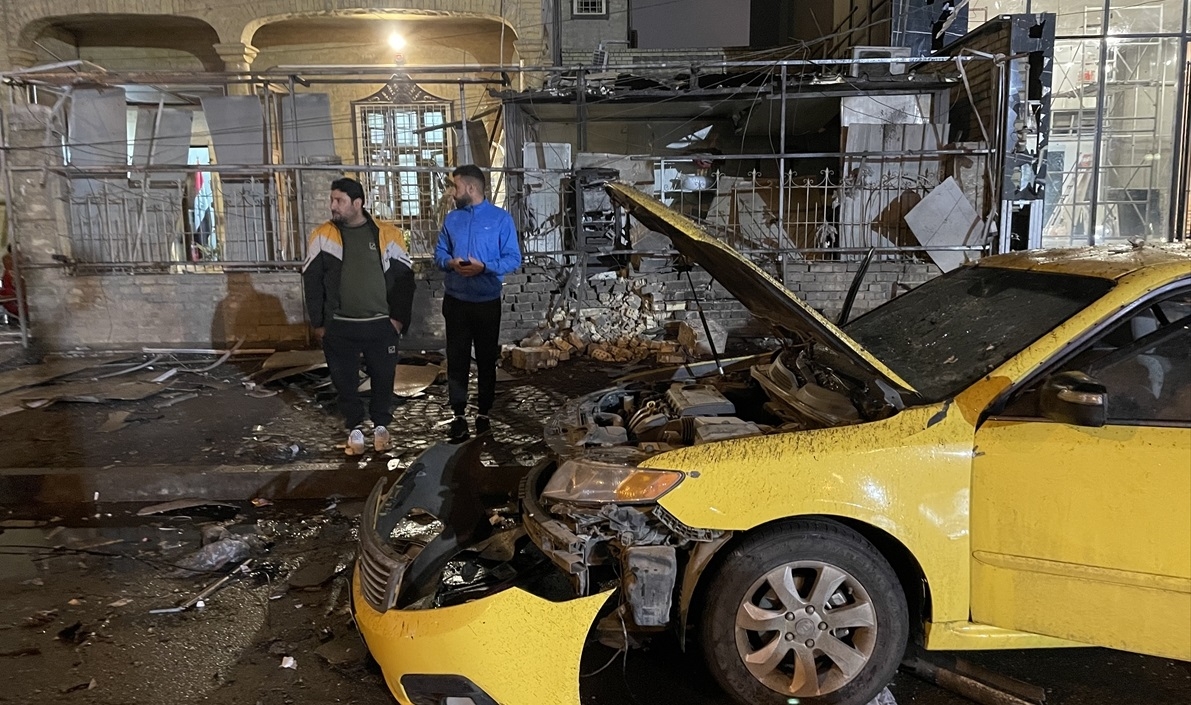 Bağdat'ta Bankaları Hedef Alan Patlamalarda 2 kişi Yaralandı