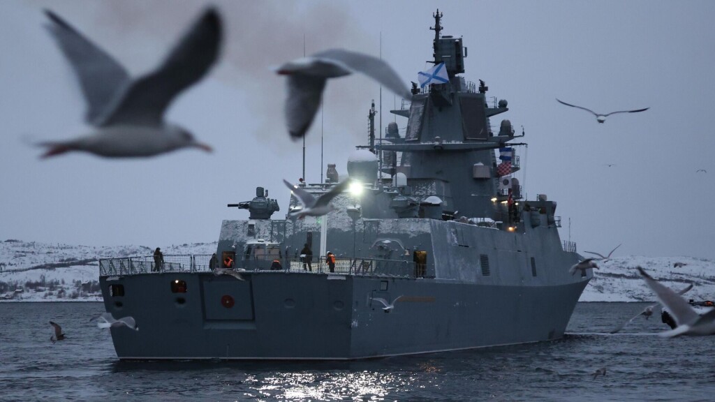 Rusya Pasifik Filosunu yüksek alarm durumuna geçirdi