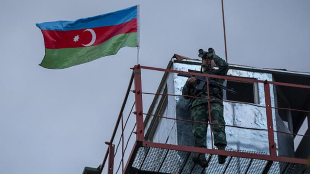 Ermenistan, sınırdaki Azerbaycan mevzilerine İHA'larla saldırdı