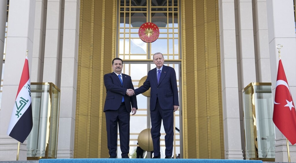 Türkiye Cumhurbaşkanı Erdoğan, Başbakan Sudani'yi resmi törenle karşıladı