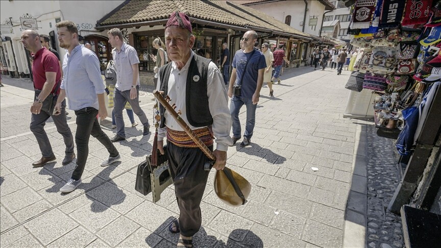 Anket: Boşnaklar, Bosna Hersek'e en yakın dost olarak Türkiye'yi görüyor
