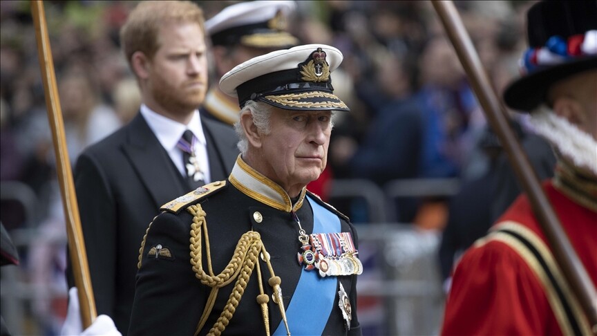 İngiltere Kralı 3. Charles’ın Portresinin Yer Aldığı İlk Madeni Paralar Basıldı