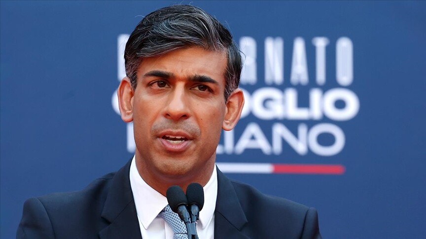 İngiltere Başbakanı'nın, Müslüman karşıtlığına sessiz kalması eleştirildi