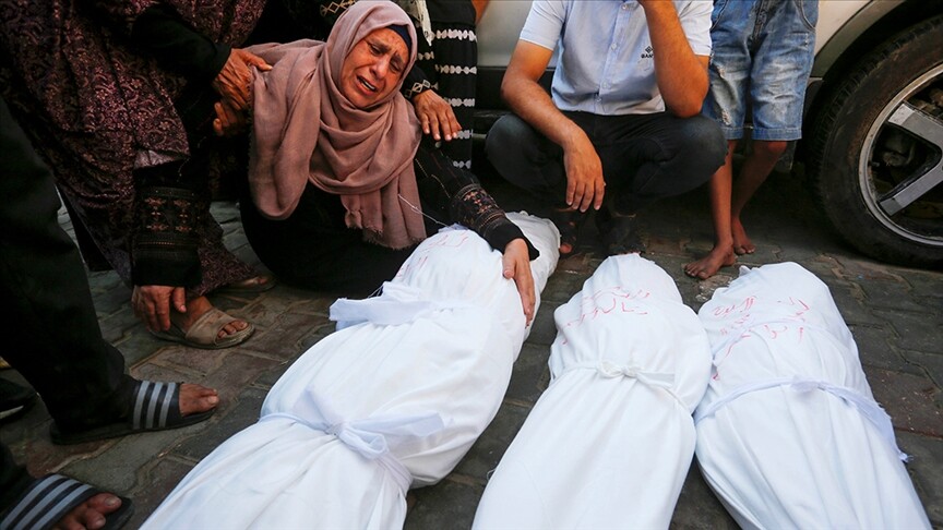 İsrail'in 281 gündür saldırılarını sürdürdüğü Gazze'de can kaybı 38 bin 443'e çıktı