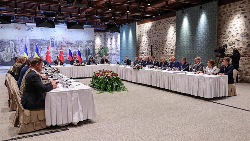 İstanbul barış müzakerelerinde Türkiye'nin diplomatik rolü dünya basınında yankı buldu