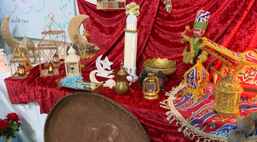 Kerkük’te Türkmen öğrencilerden sanat sergisi