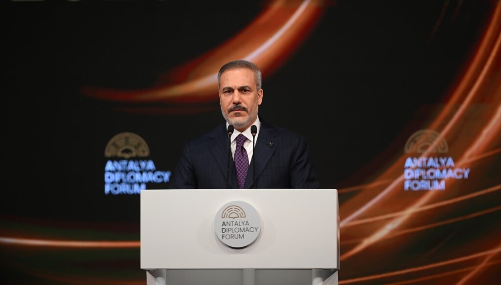 Hakan  Fidan: Türkiye krizlerin tam kalbinde ama çözümün merkezindedir