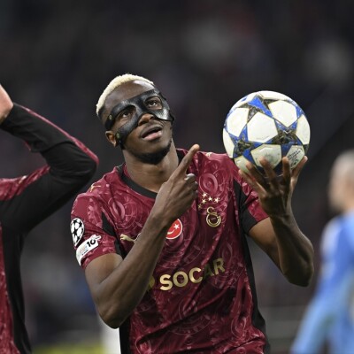 Galatasaray, Osimhen'in 3 golüyle Ajax'ı deplasmanda yendi