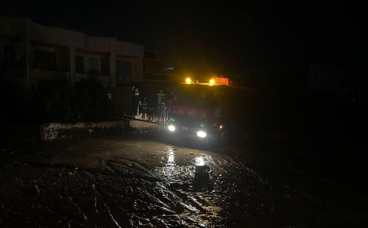 Kerkük'te iki gündür aralıksız süren şiddetli yağışlar nedeniyle bir kişi hayatını kaybetti