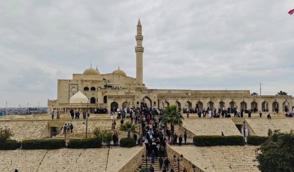 Musul’da Hz. Yunus Camii yeniden ibadete açıldı